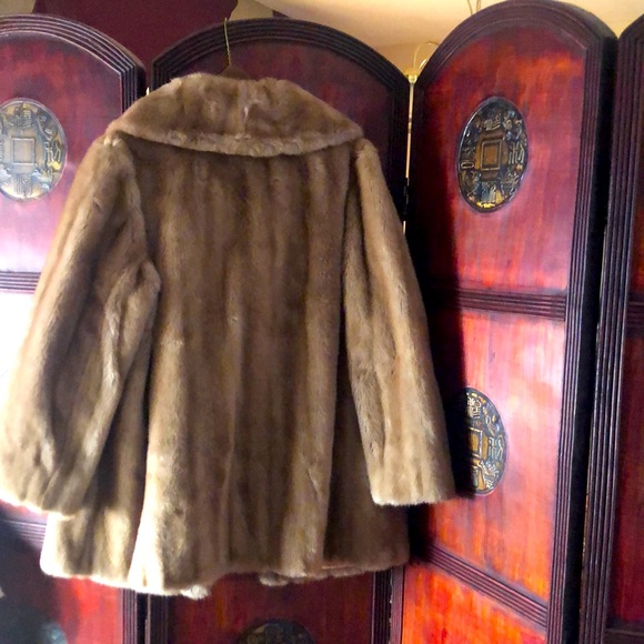 Vintage Tissavel faux fur coat - Picture 6 of 8